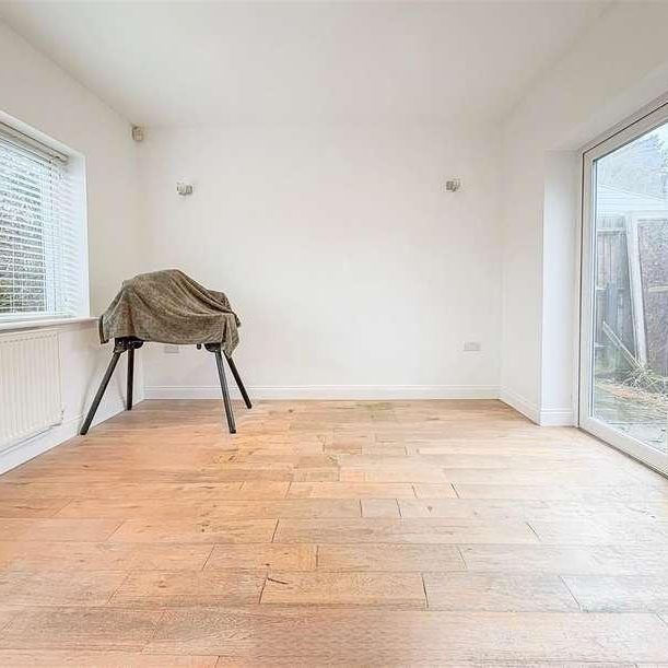 Park View, Hastings, TN34 - Photo 1