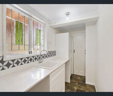 Spacious 3 Bedroom Home in The Quiet Parkside of Norman Park - Photo 4