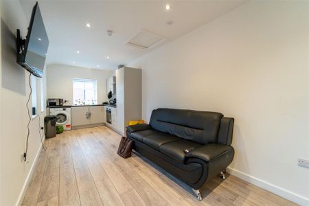 3 bedroom house to rent - Photo 2