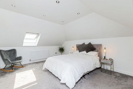 5 bedroom detached house to rent - Photo 5