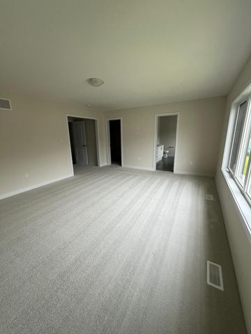 For Lease - 82 SUNFLOWER Crescent, Thorold, Ontario - Photo 3