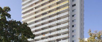 2-Zimmer-Wohnung mit atemberaubendem Mainz-Blick im 20. Stock - Photo 1