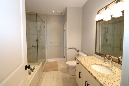 For Lease - 2 Emerald Common, St. Catharines, Ontario - Photo 4