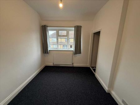 4 bedroom property to rent - Photo 3