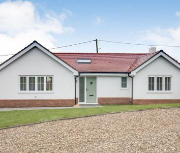 3 bedroom bungalow to rent - Photo 1