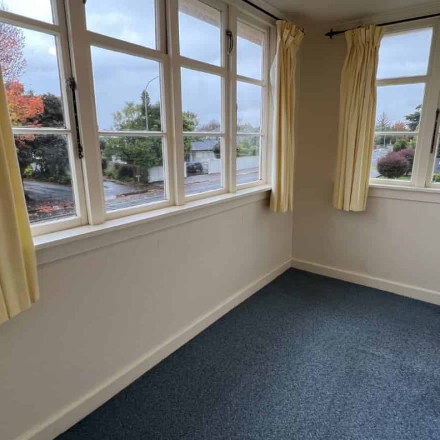 THREE BEDROOMS - HOKOWHITU - Photo 1