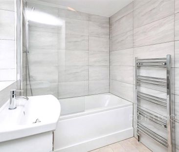 3 bedroom flat to rent - Photo 1