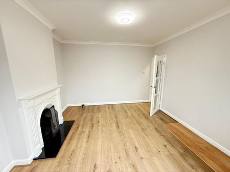 1 bedroom maisonette to rent - Photo 2