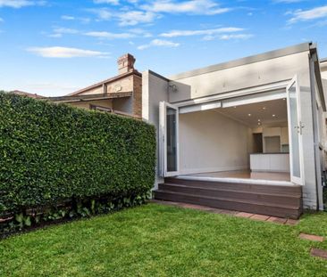 64 Albany Street, Crows Nest NSW 2065 - House For Rent | Domain - Photo 3