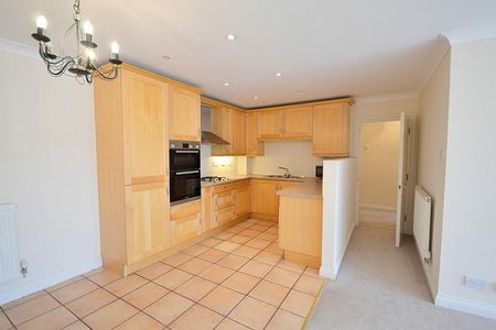 Henderson Court, Holden Road, London N12 - Photo 5