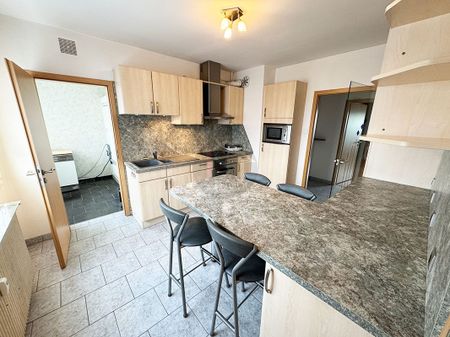 Location Appartement 3 pièces 83m² HOENHEIM 67800 - Photo 3