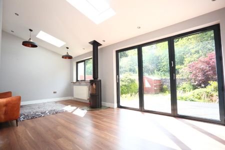 3 bedroom terraced house to rent - Photo 2