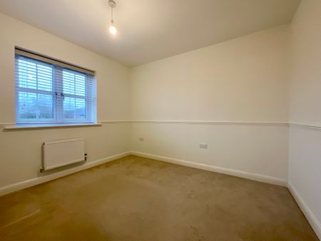 2 bedroom End Terraced House to let - Photo 3