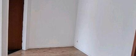 2-Zimmer-Wohnung mit Balkon WBS erforderlich - Photo 1