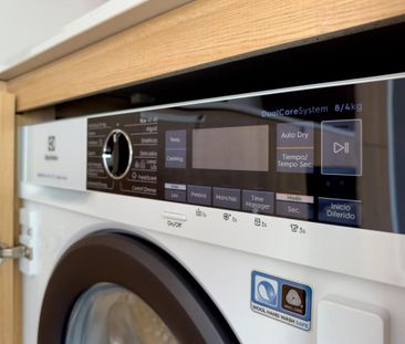 2 room luxury Flat for rent in Lisbon, Portugal - Photo 5