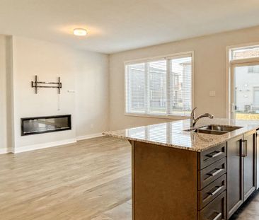 For Lease - 274 Ormiston Crescent, Barrhaven, Ontario - Photo 2