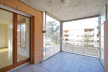 Grosszügige 3 Zimmer Wohnung in Allschwil - Photo 2