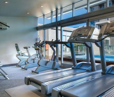 LIGHT FILLED TWO BEDROOM RESIDENCE - Photo 6