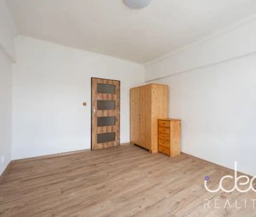 Částečně zařízený byt 2+1, 56 m - Photo 6