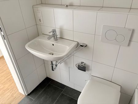 frisch modernisierte 3-Zimmer-Wohnung in Koblenz Horchheimer Höhe - Photo 3