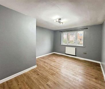 Winnipeg Drive, Cardiff, CF23 - Photo 3