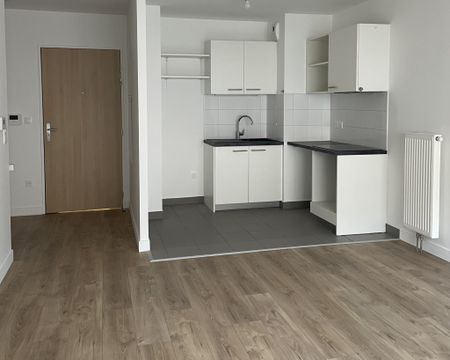 Appartement RUE SAINT NICAISE - Photo 2