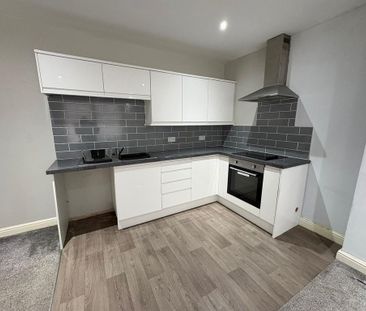 2 bedroom flat to rent - Photo 6