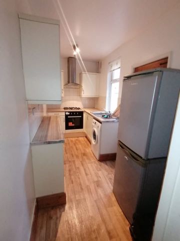 2 Bed Terraced House, Marshall Street, LE3 - Photo 5