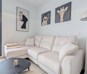 1 room luxury Flat for rent in Torremolinos, Andalusia - Photo 2