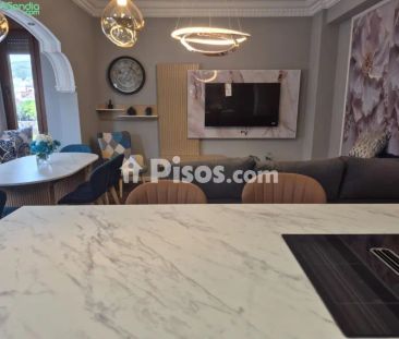 Piso en alquiler en Centro - Photo 1