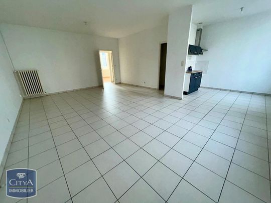 Location Appartement 4 pièces 70m² ALENCON 61000 - Photo 1