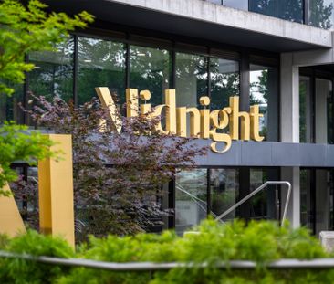 Stylish Fully Furnished Two-Bedroom Home with Modern Amenities - Photo 5