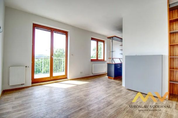 Pronájem bytu 1+kk, 32 m - Fotografie 1