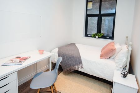 Flat B, 25 Lister Gate, NG1 7DE, NOTTINGHAM - Photo 3