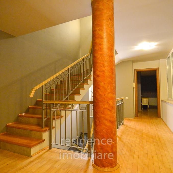Casa 5 camere, Buna ziua + Curte | Sauna | Sala de sport - Photo 1