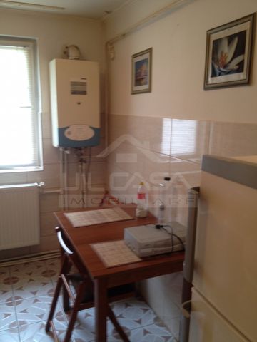 Apartament cu 3 camere in zona Zimbru - Fotografie 5