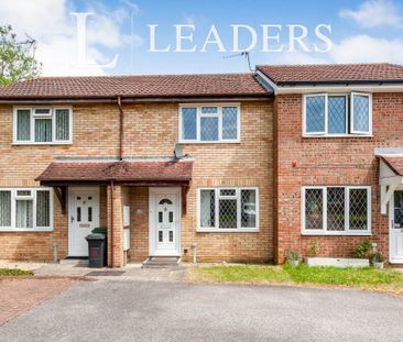 2 bedroom mid-terrace to rent Calleva close - Photo 4