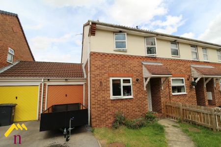2 bedroom semi-detached house to rent - Photo 2