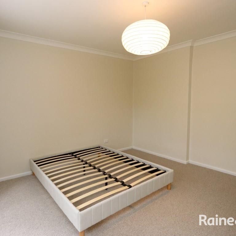 19 Lewins Street, Bathurst, NSW 2795 - Photo 1