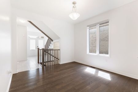 For Lease - 3096 Paperbirch Trail, Pickering, Ontario - Photo 3