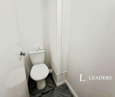Longshaw Street, Stoke-on-trent, Staffordshire, ST6 - Photo 3