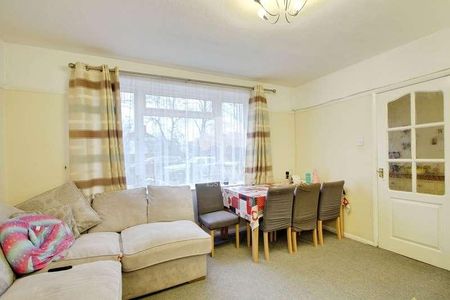 Ripley Close, Langley, SL3 - Photo 2