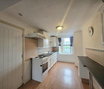 2 bedroom maisonette to rent - Photo 3