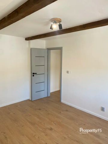 Pronájem zrekonstruovaného bytu 2+kk, 49 m - Fotografie 2