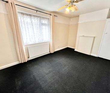 Swanage Road, Southend-on-Sea, Essex, SS2 5HX - Photo 3