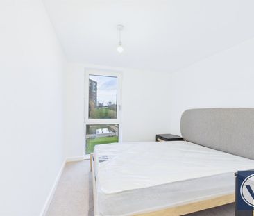 House to Rent: Shale Lane, M5 - Photo 6