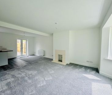 3 bedroom semi-detached house to rent - Photo 3