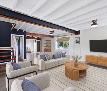 Large Family Home - Offering 4 Bedrooms, 2 Bathrooms, Large Bay Garage - Photo 3