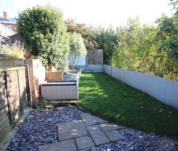 2 bedroom terraced house to rent - Photo 4