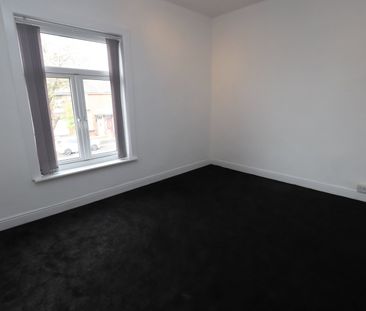 Tonge Moor Road, Bolton - Photo 6
